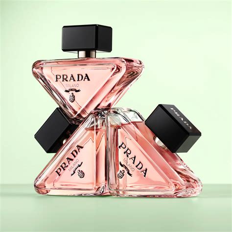 Prada paradoxe bottle